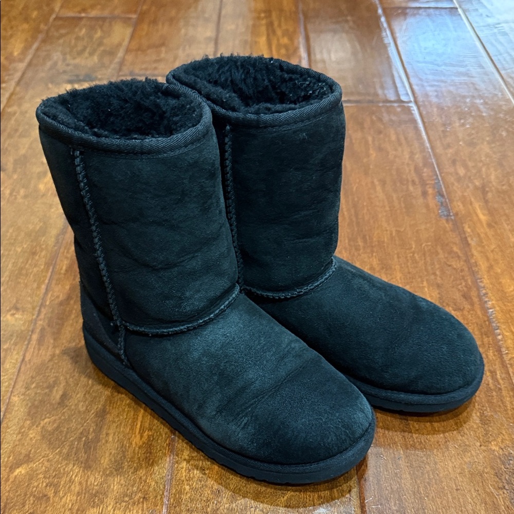 UGG Kids Short